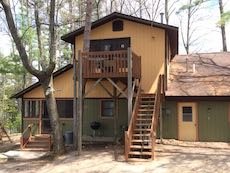 The Redlin Cottage exterior Moonlight bay resort